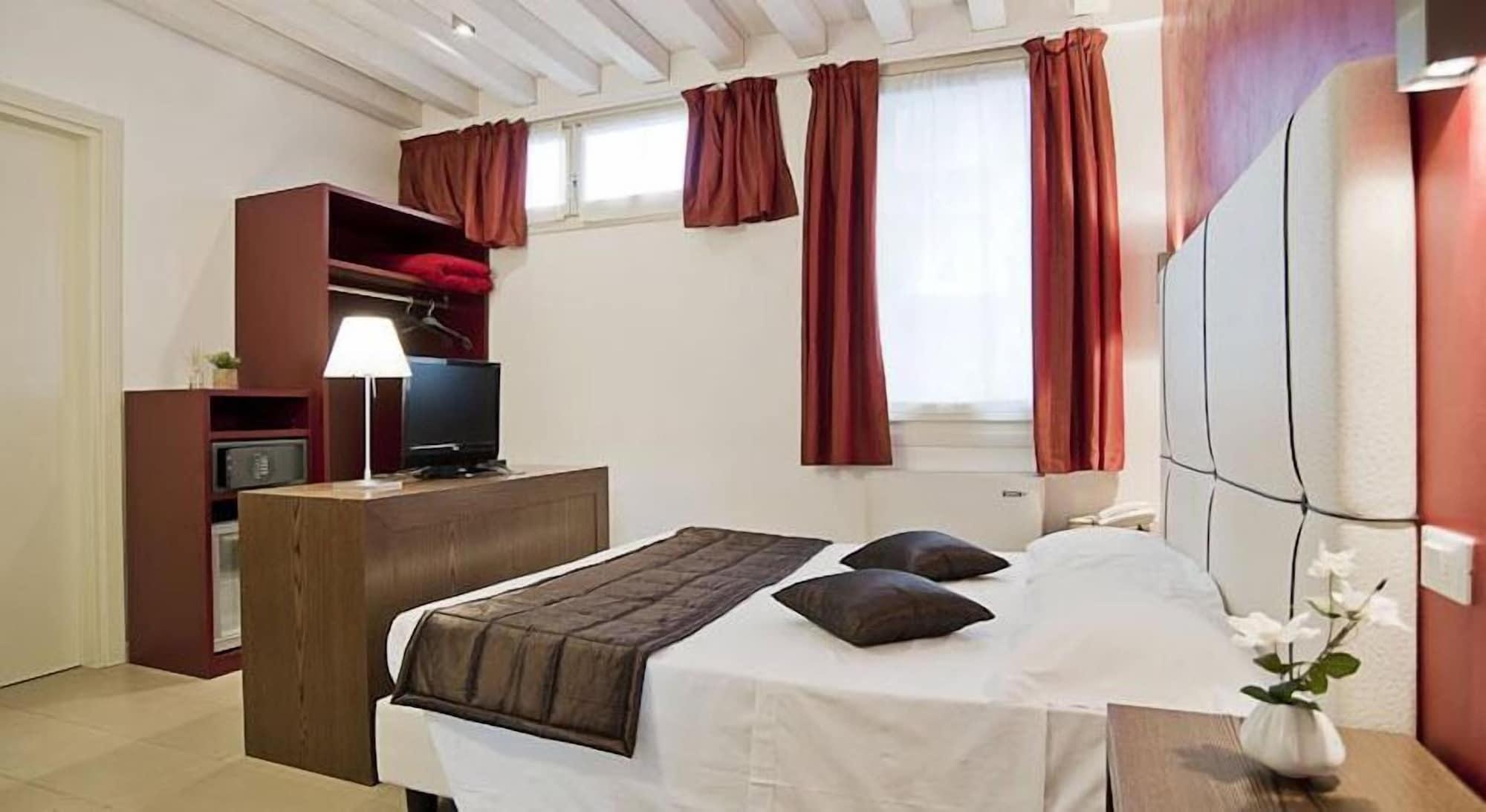 Al Canal Regio - Guest House Venedig Exterior foto